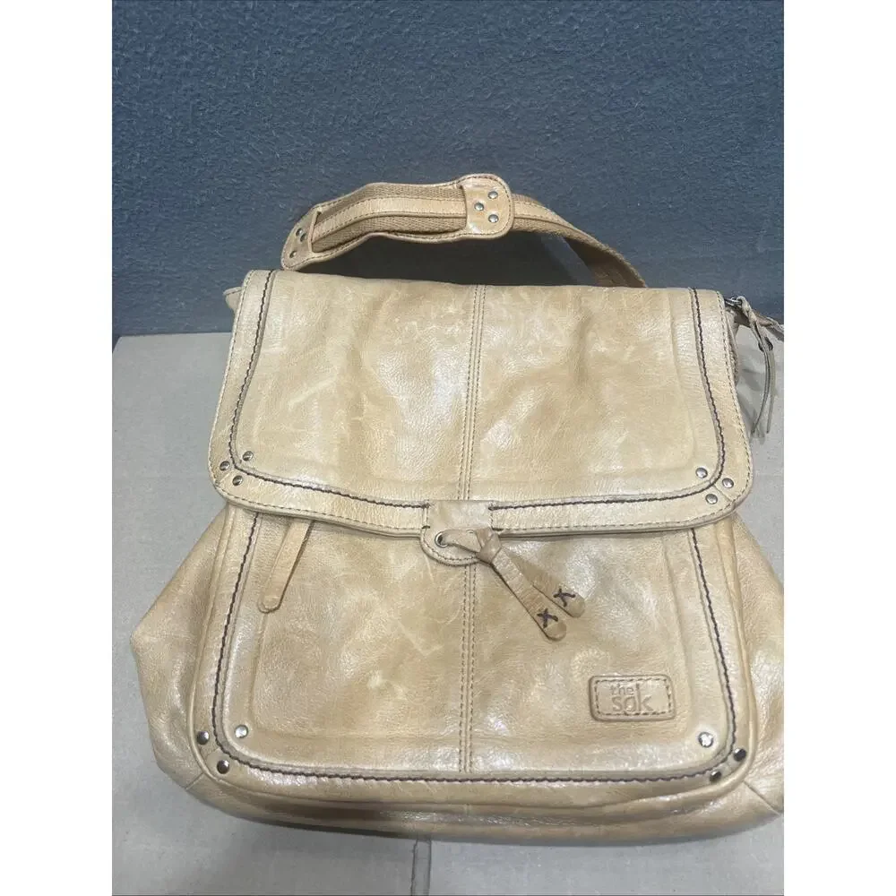 The Sak Ventura Leather Convertible Backpack Boho Messenger Shoulder Bag Flap